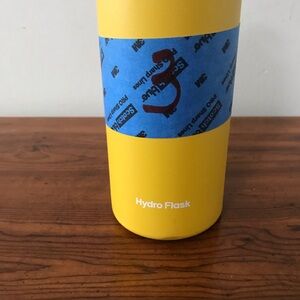 Posting For Angelica Only - Hydro Flask Yellow